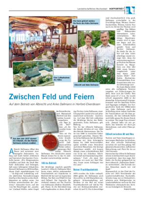 Landwirtschaftliches Wochenblatt  hofporträt A lbrecht Dallmann öffnet den Tresor und entnimmt zwei besiegelte Dokumente.